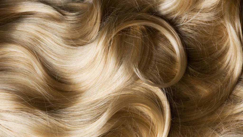 wavy blonde hair curly