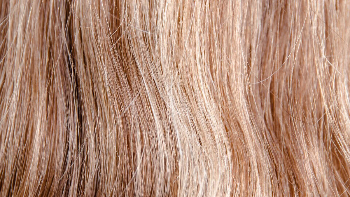 blonde wavy hair