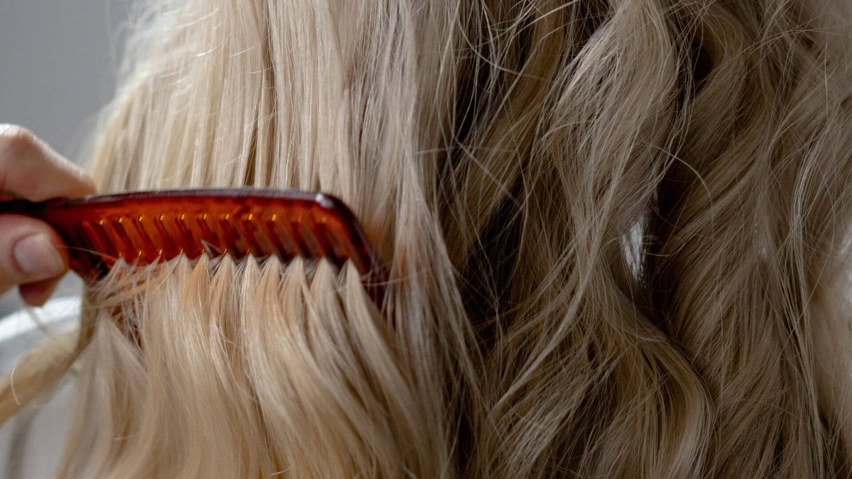 blonde hair with comb