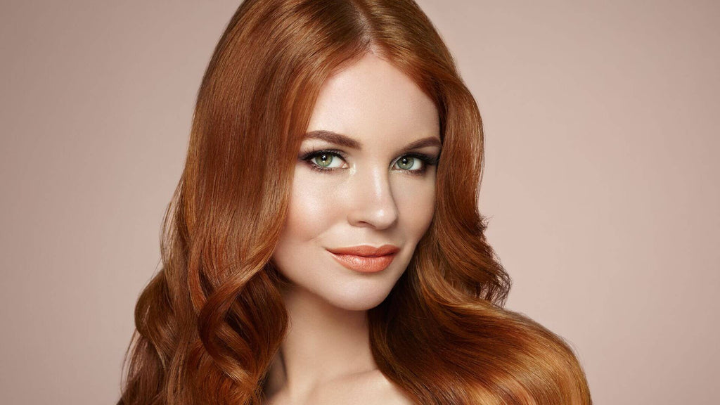 red head woman green eyes